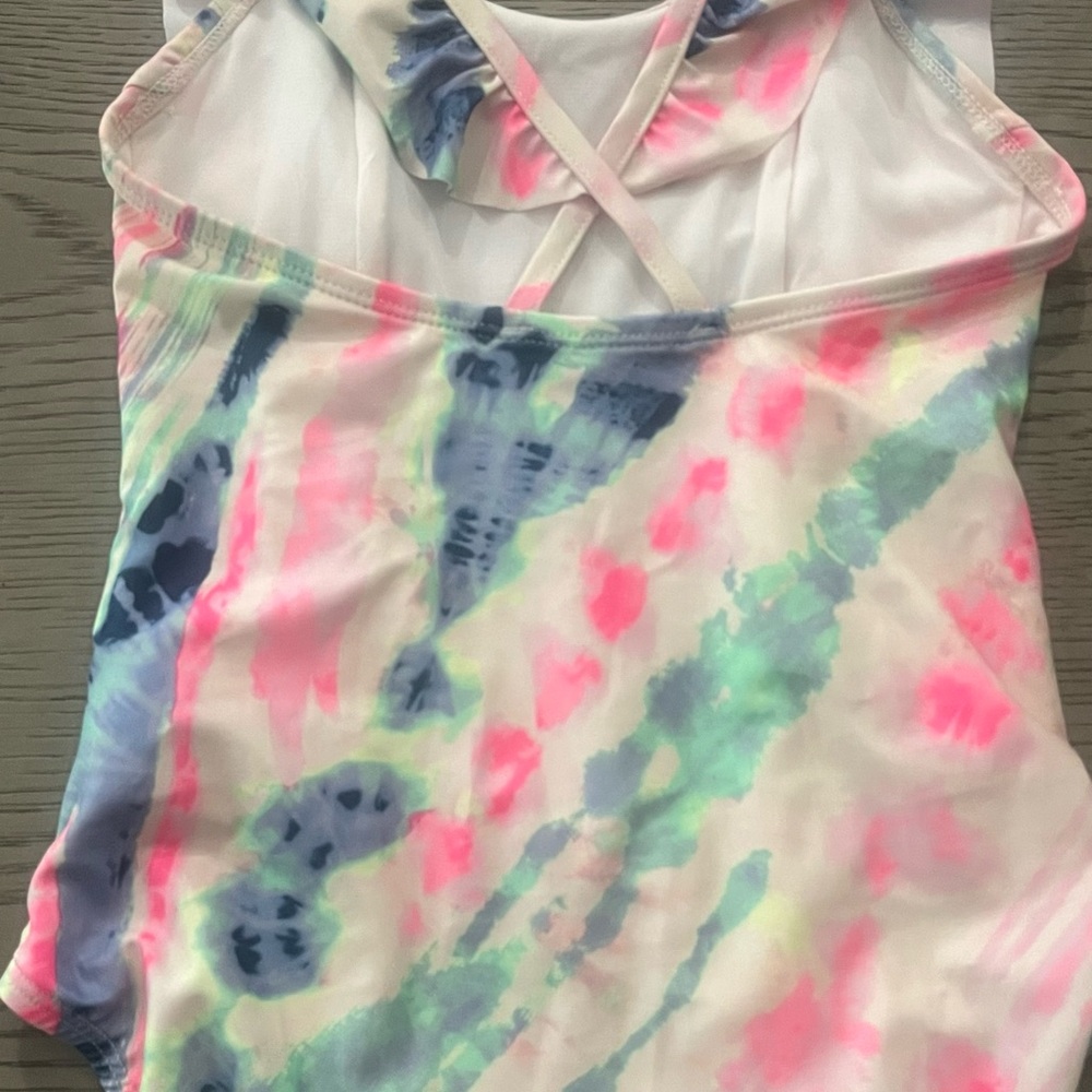 Colorful Ruffled One-Piece Swimsuit - Picture 6 of 6